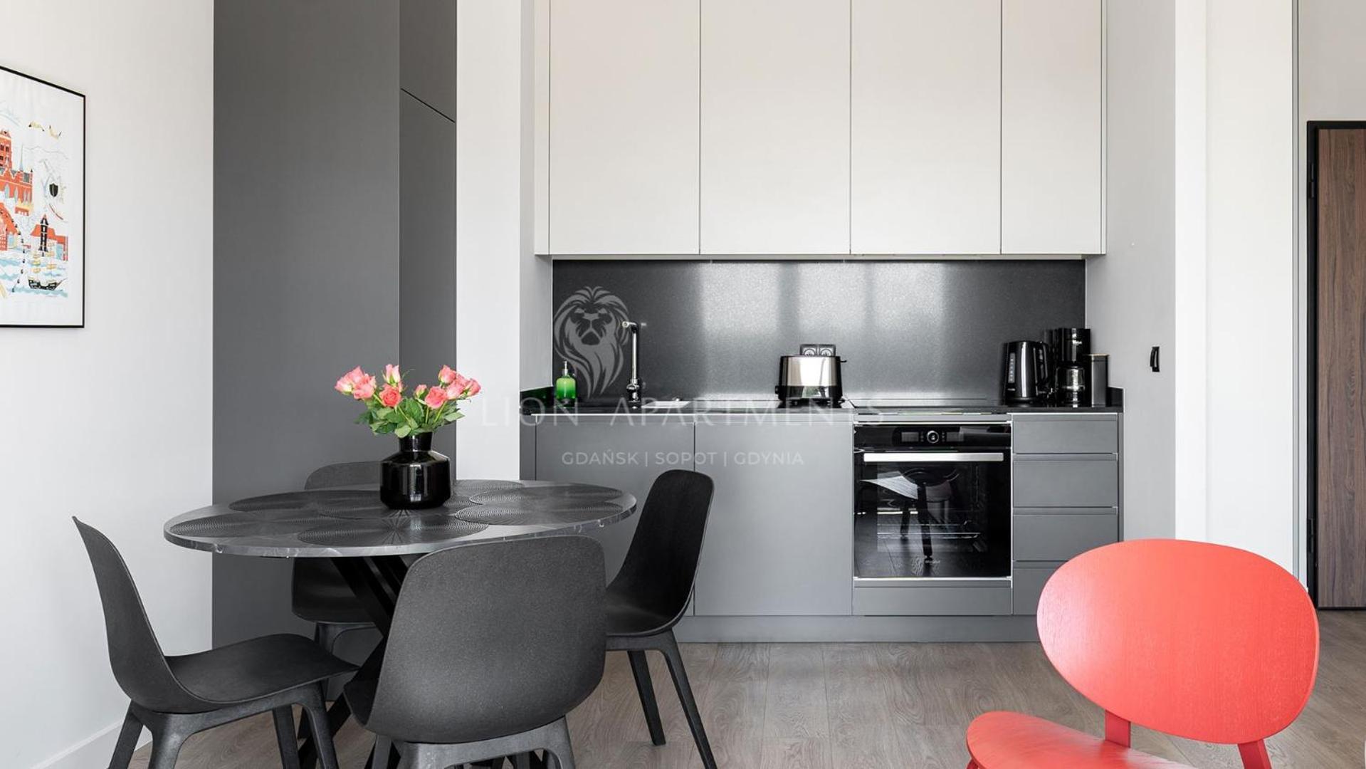 Scala City Center Apartments With Parking By Lion Apartments Gdańsk Eksteriør billede