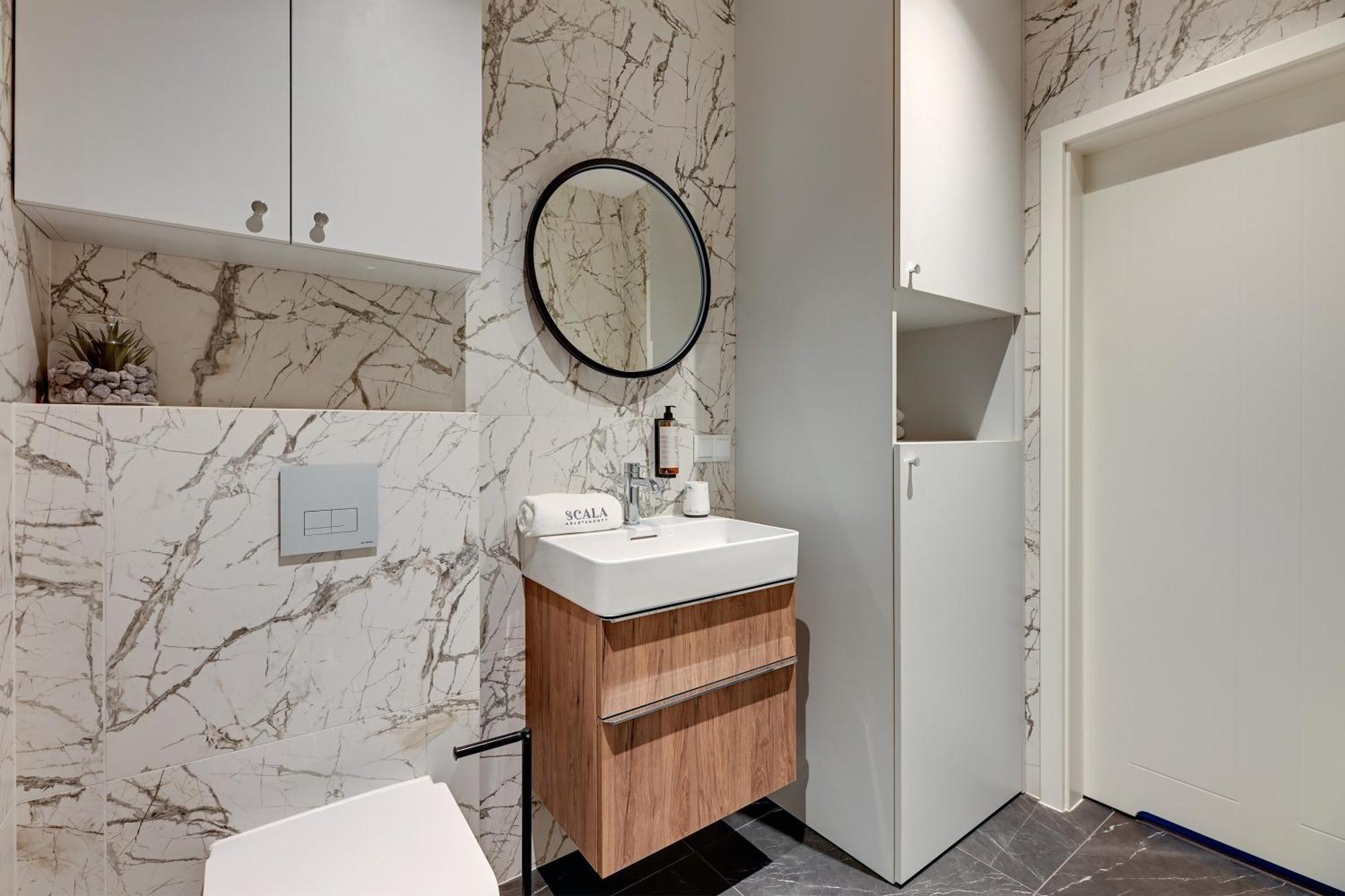 Scala City Center Apartments With Parking By Lion Apartments Gdańsk Eksteriør billede
