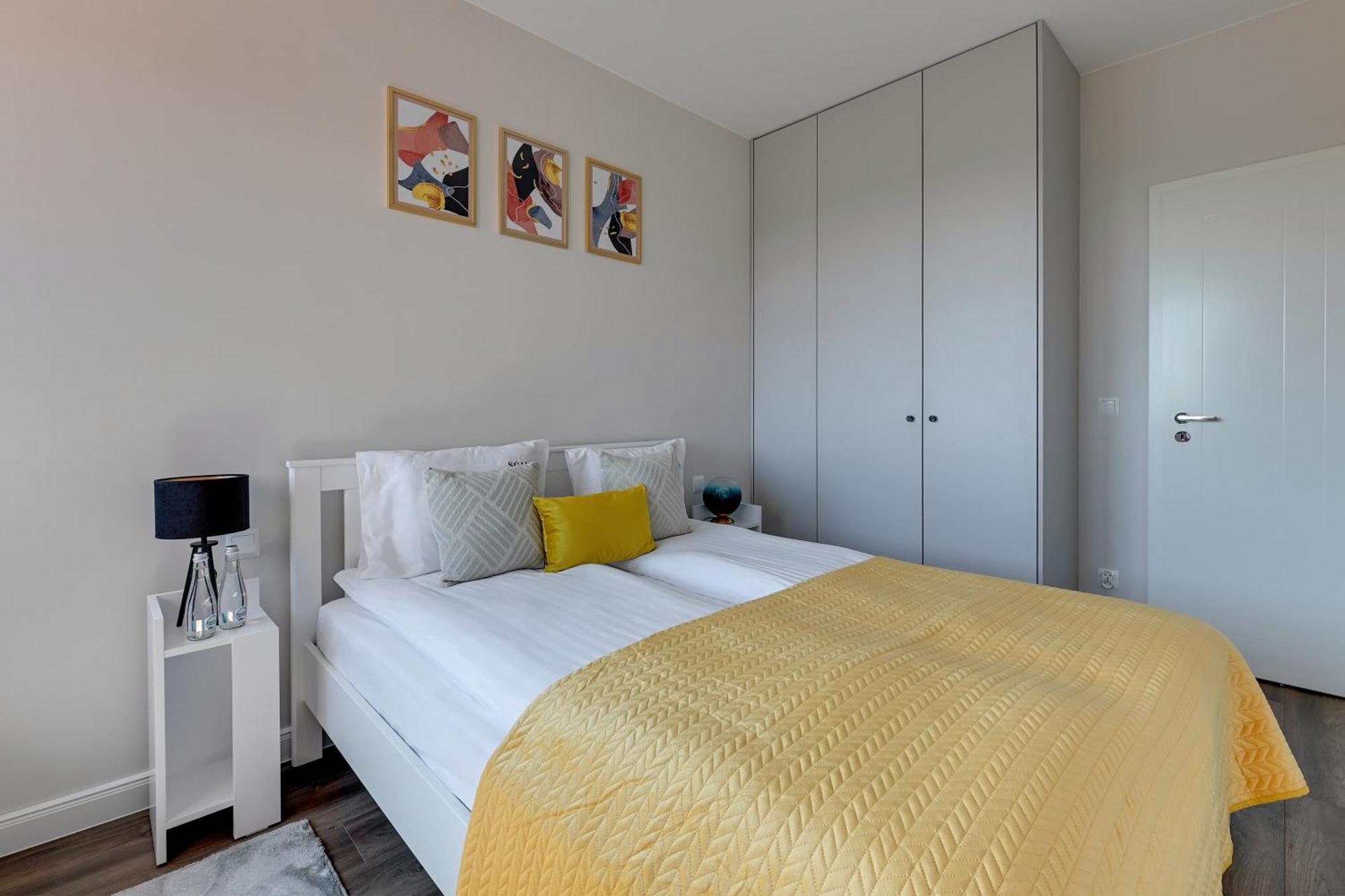 Scala City Center Apartments With Parking By Lion Apartments Gdańsk Eksteriør billede