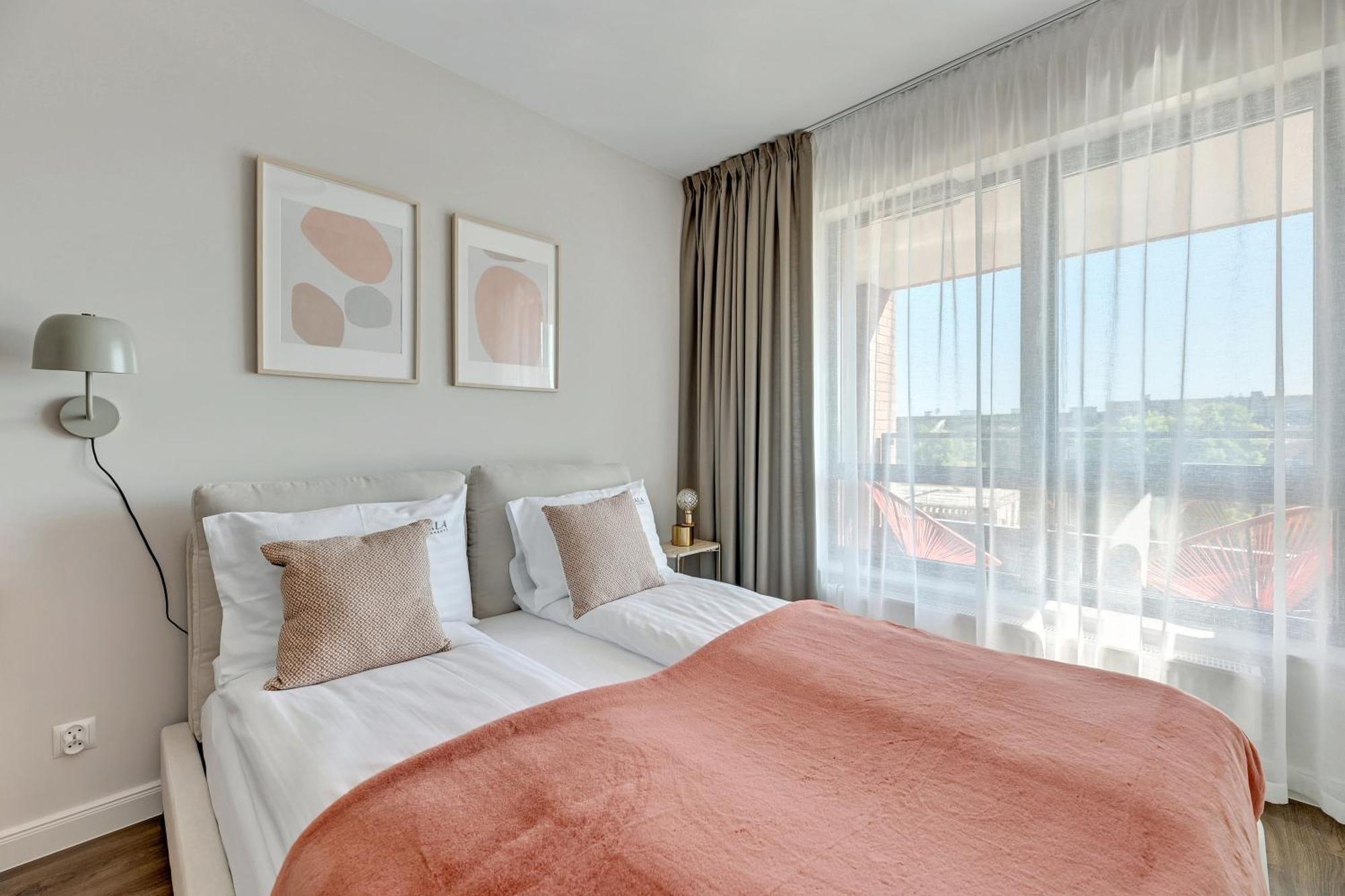 Scala City Center Apartments With Parking By Lion Apartments Gdańsk Eksteriør billede